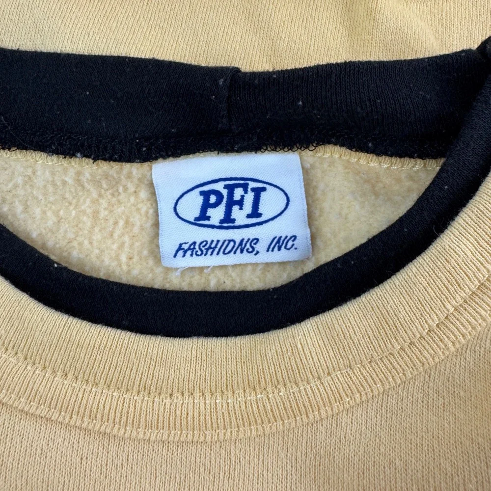 Womens Pale Yellow Butterfly Embroidered Crewneck Sweatshirt Rhinestone Sz L - Picture 9 of 11